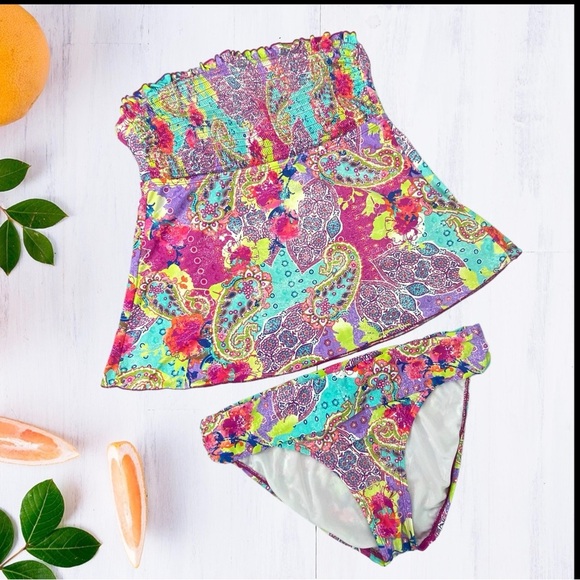 Kenneth Cole Reaction Other - Kenneth Cole Reaction colorful paisley boho tankini top & bottom swim suit